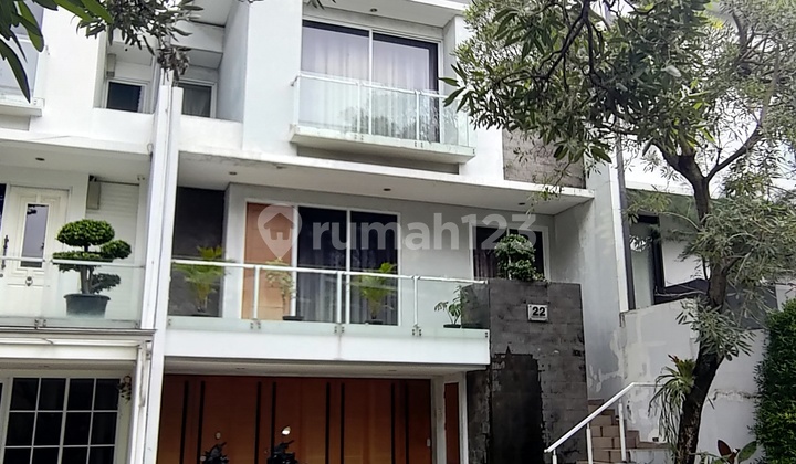 Dijual Cepat Bu (Nego Sampai Deal !!) - Rumah 3 LT. di Pondok Labu Green Garden Dijual Cepat Bu (Nego Sampai Deal !!) - Rumah 3 LT. di Pondok Labu Green Garden