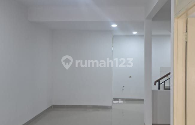 Dijual: 2 1/4 Lantai Citra Garden 3 - Lokasi Strategis & Sertipikat Ready! 2