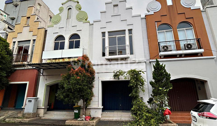 For Sale: Strategic 2.5-Storey Shop House in Sutera Niaga, Alam Sutera - Premium Business Location!