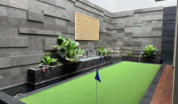 Dijual: Rumah Mewah 4 Lantai di Bandengan Selatan, Jakarta Barat - Bangunan Luas & Modern!