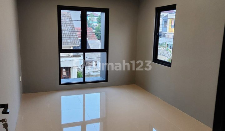 For Sale: Beautiful Brand New Corner House in Ciater Permai, Serpong - Move-in Ready & Freehold Title! 2