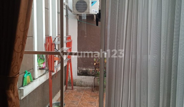 Luxury Residence (Currently Leased) in Green Lake City, European Cluster, Tangerang - Passive Income Ready! 2