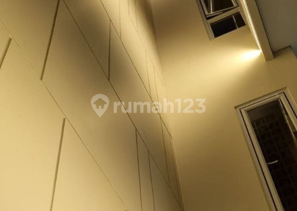 For Sale: Brand New 3-Storey Minimalist House in Greenville - Strategic Location & Flood-Free! 2