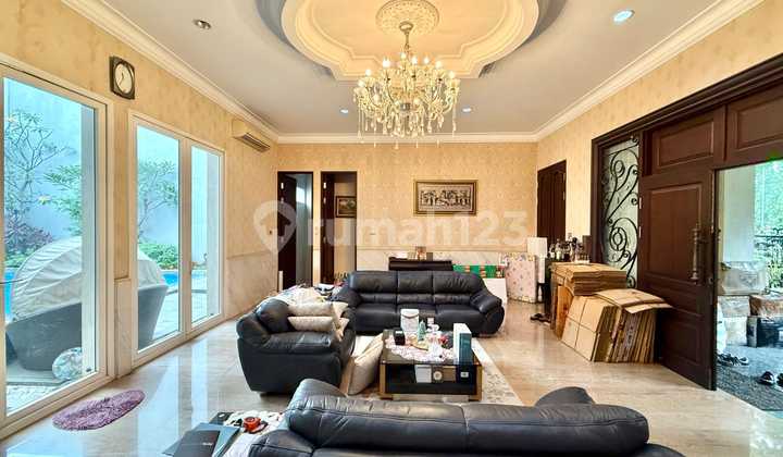 For Sale 2-Story House Patal Senayan