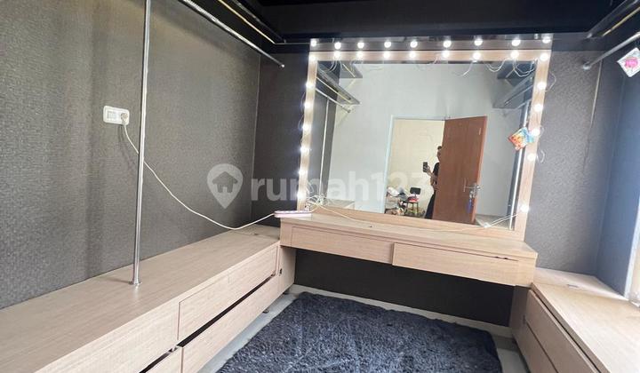 Rumah Mewah, Harga Murah, 2 Lantai, Mandalajati, Kota Bandung