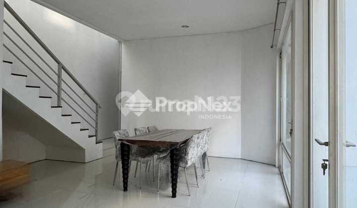 Forest Mansion Wiyung Blossom Hill 2