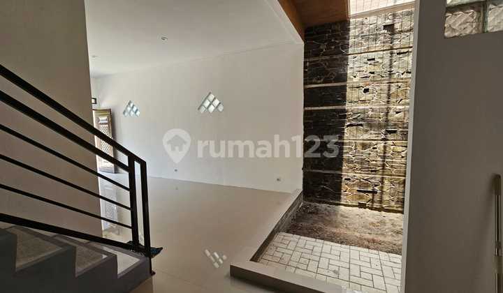 Nice House for Sale Kopo Permai New Negotiable 2