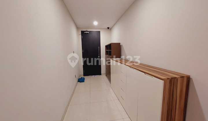 Rumah Mewah Full Furnished di Bgm Pik Posisi Hook 2