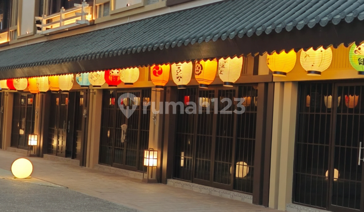 Ruko 2 Unit 3 Lantai Gandeng Euroasia Fasad Jepang, Pik 2