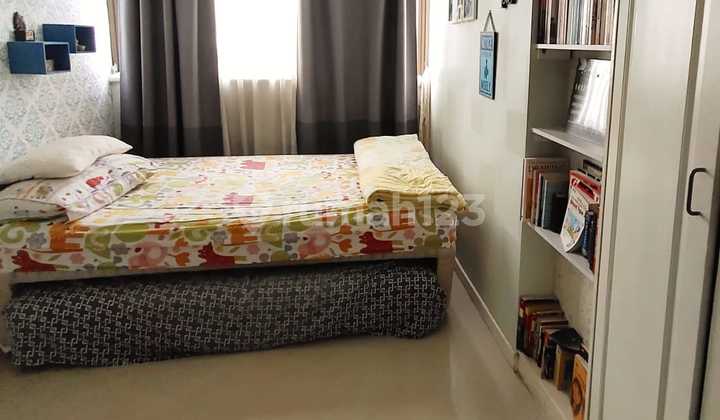 Modern Classic Furnished Apartment with AC in All Rooms in Kuningan
