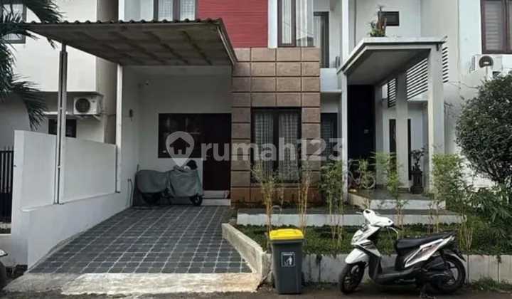 Semi-Furnished Ready-to-Occupy House with Kitchen Set in Jagakarsa