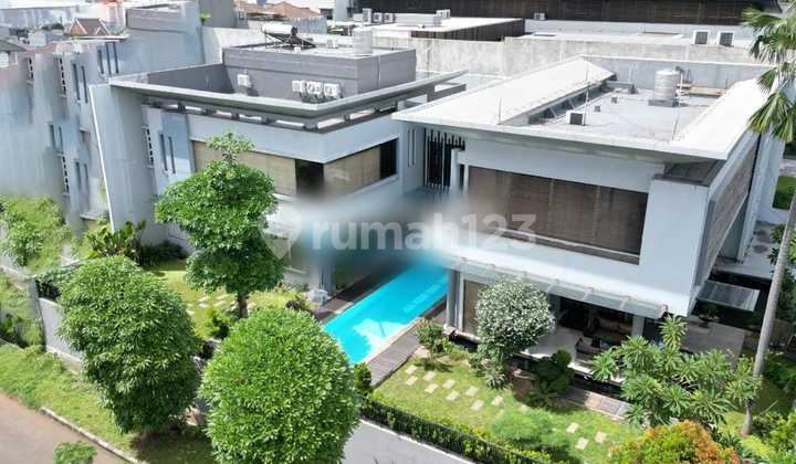 Luxury Hook House in Permaata Buana, West Jakarta 2