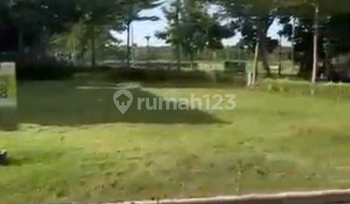 Kavling Hook Hadap Selatan dan Timur dengan View Danau di Pik