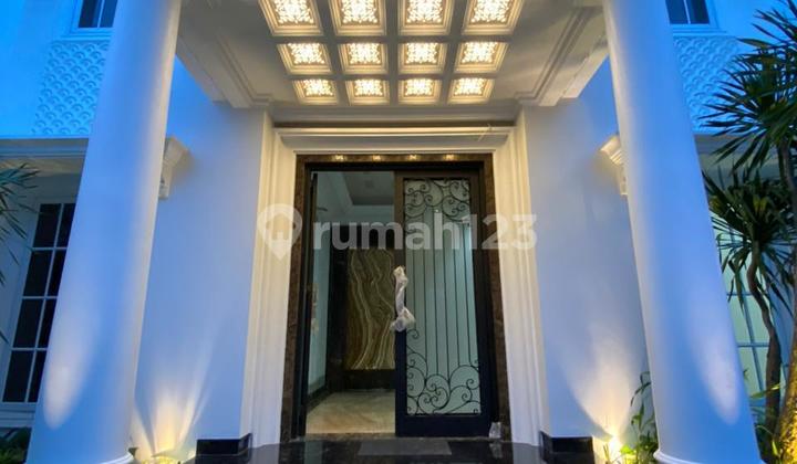 Rumah Mewah dengan dengan Kolam Renang dan Jacuzzi di Jaksel 2