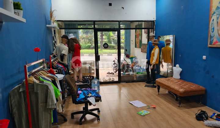 FOR RENT: Shop house on Lenteng Agung Road 1