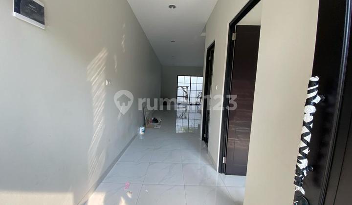 Dijual Cepat Rumah 2 Lantai SHM di Kavling Dki Meruya, LT 125 LB 140, 3Kt 3Km 2