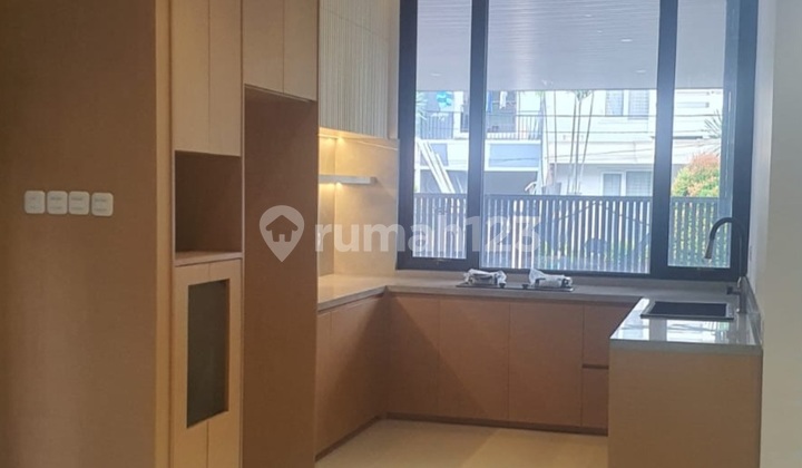 Rumah Baru Furnished Siap Huni Taman Villa Meruya 2