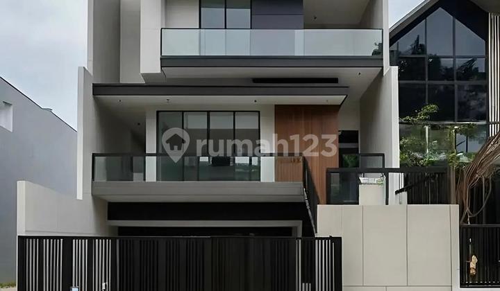 Rumah Minimalis Modern Cantik Baru 3Lt di Intercon