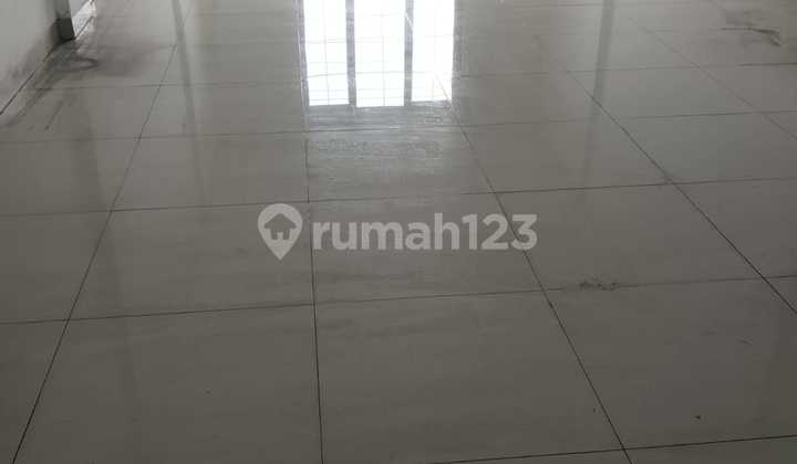 For Rent 2 Adjacent Strategic Shophouses on the Edge of Tajur Road, Bogor 2