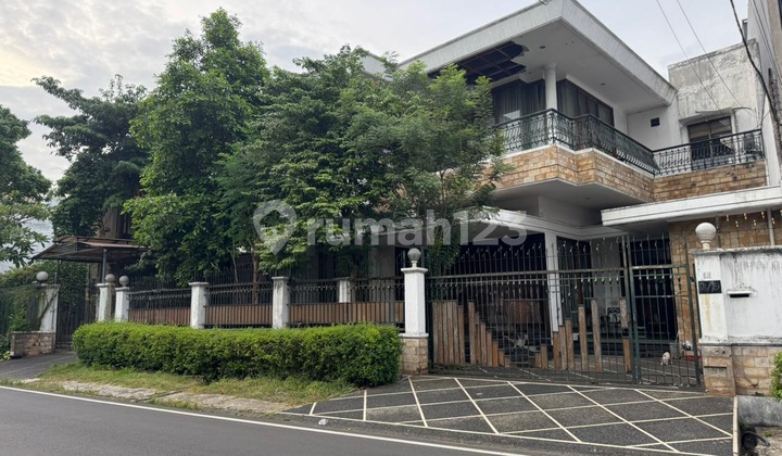 Rumah Lokasi Strategis Puri Indah