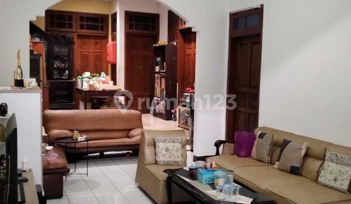 Murah Nepis! Rumah Strategis Taman Meruya Ilir Dekat Tol & Mall Puri 2