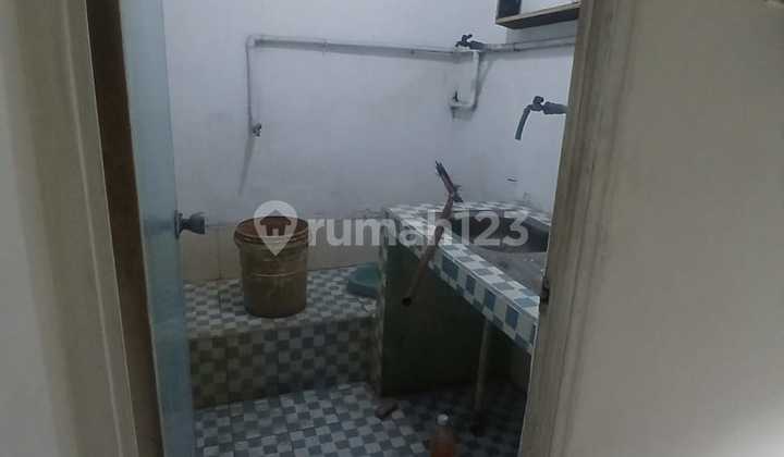 Dijual Rumah & Toko di Jl. Raya Trosobo, Sidoarjo 2