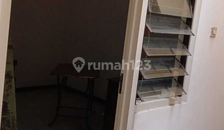 Disewakan Rumah 1 Lantai di Kota Lama, Jl. Rajawali Jembatan, Merah 2