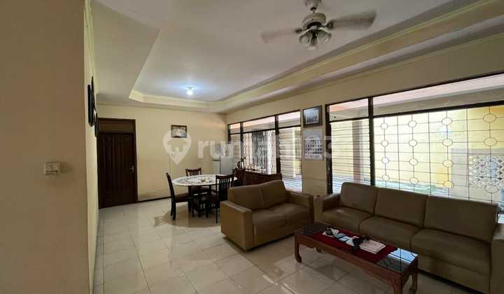 Dijual Rumah di Jl. Nginden Intan Tengah, Surabaya 2