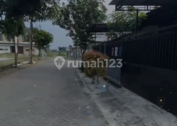 Dijual Rumah di Perumahan The Graha Krian, Sidoarjo