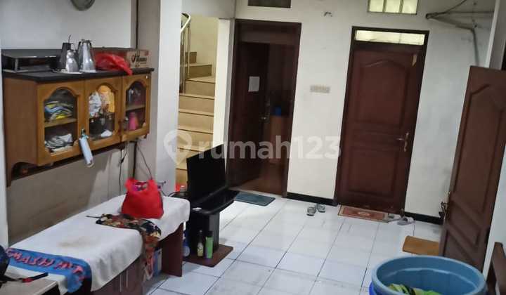 For Sale 2-Story House / Shop House on Kenjeran Street. 2