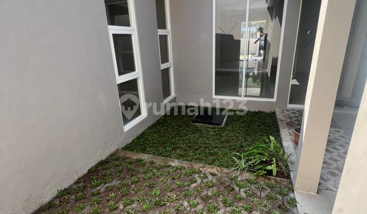 Disewakan dan Dijual Rumah di Dukuh Kupang, Surabaya 2