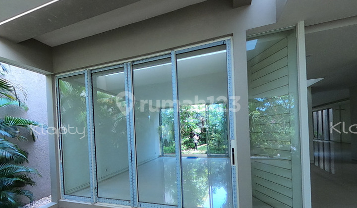 Dijual Rumah di Grand Peninsula Park, Dharmahusada, Surabaya 2