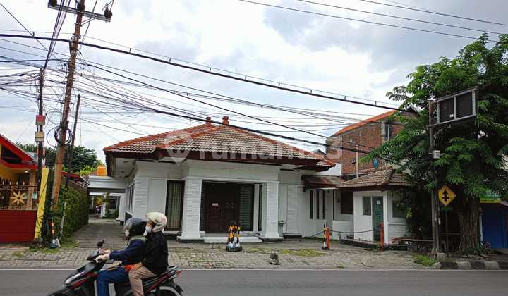 Commercial Space for Sale on Jl. Dr Sutomo, Gresik Commercial Space for Sale on Jl. Dr Sutomo, Gresik