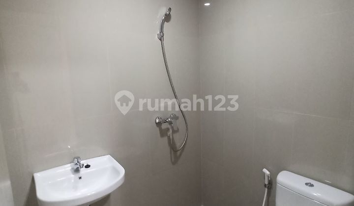 Dijual Apartemen di Grand Dharmahusada Lagoon 2