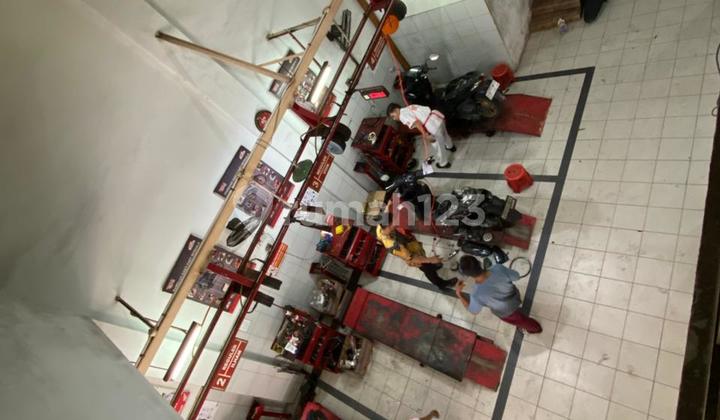 For Sale, 2-Story Shop House on Pagerwojo Main Road. 2