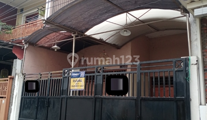 Dijual Rumah 3 Lantai di Graha Sa, Wiyung, Surabaya