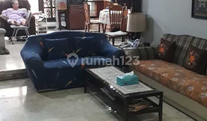 Dijual Rumah di Kutai, Surabaya