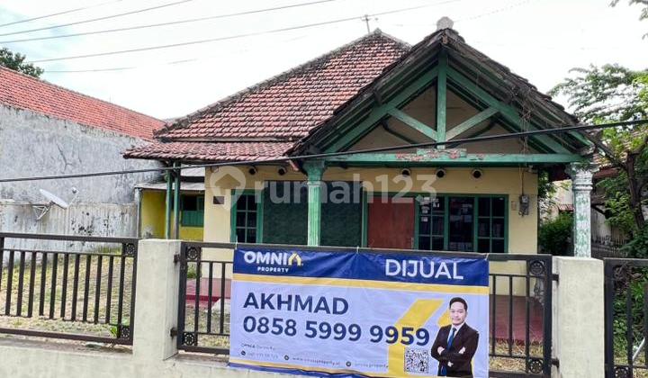 Dijual Rumah di Jl. Raya Bypass, Mojokerto 1