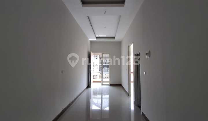 Dijual Rumah di Babatan Pilang, Surabaya