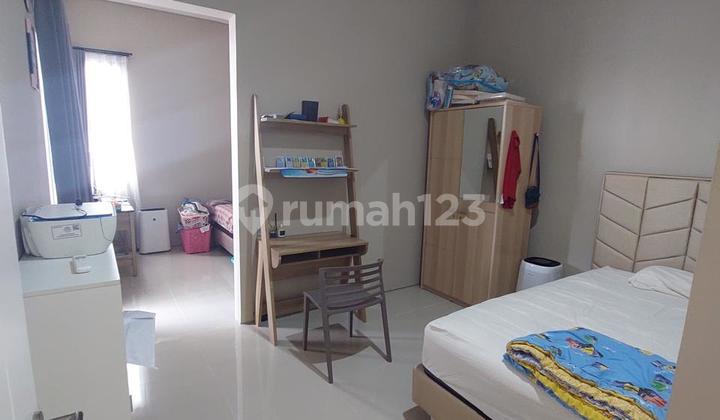 For Sale: 2-Story House in Royal Residence, Cenal Park, Surabaya 2