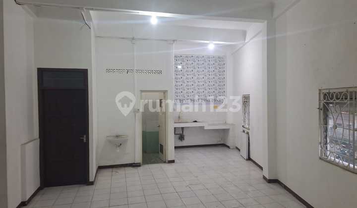 Cheap Lease Available - Ruko Raya Panjang Jiwo, Ready to Use 2