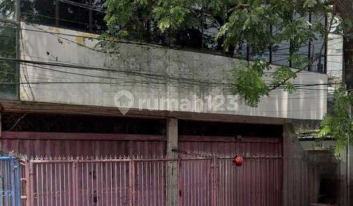 For Sale!! 3 Adjacent Shophouses on Undaan Kulon Main Road 1