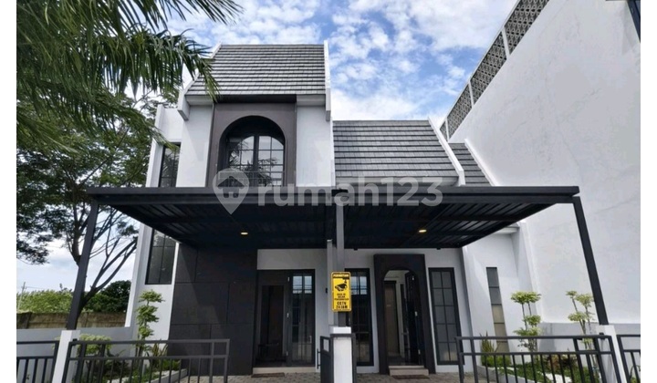 New 2-Story Modern Minimalist House Free SHM Fees