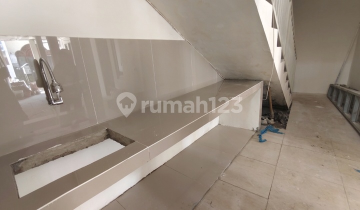 Rumah Kos Baru Gress Siap Huni Bebas Banjir