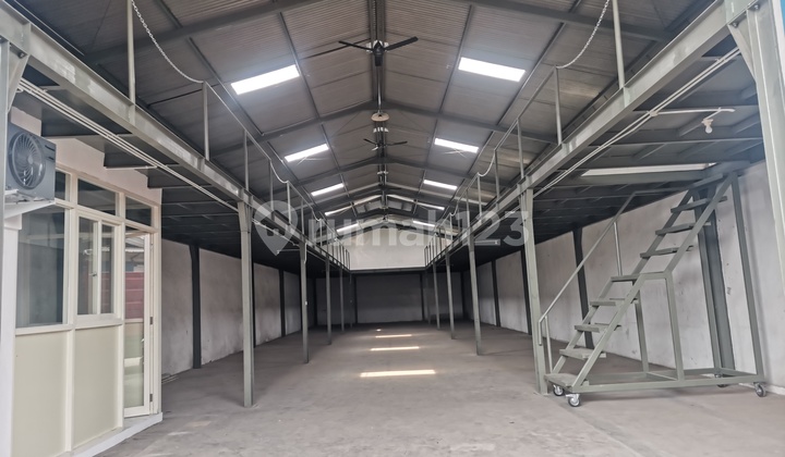 Disewakan Gudang Margomulyo Permai Surabaya Siap Pakai Disewakan Gudang Margomulyo Permai Surabaya Siap Pakai