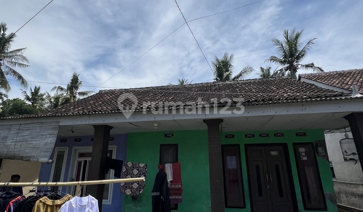 Affordable House in Kabat District, Banyuwangi 1
