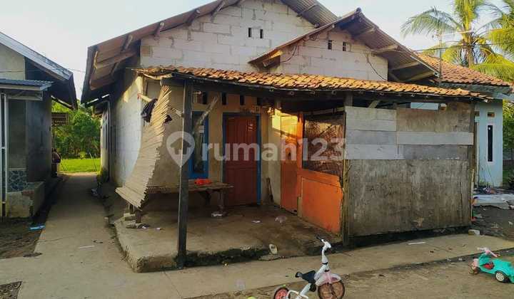 Affordable House in Pebayuran Area, Bekasi Affordable House in Pebayuran Area, Bekasi