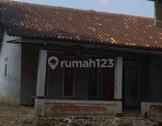 Affordable House in Sukawangi Area, Bekasi 2