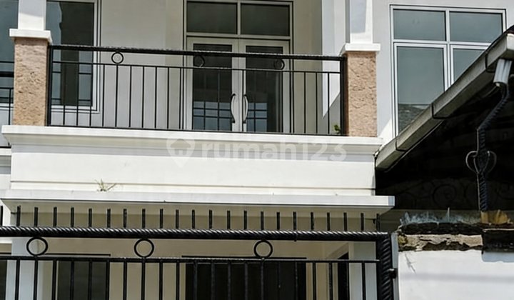 House Ch can be used for many rental rooms in the city center near Jl. Dr. Citop. 1