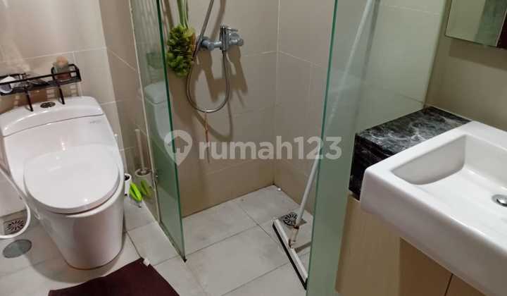 Rent 1BR Cozy at Permata Hijau Suites - Affordable Price 2